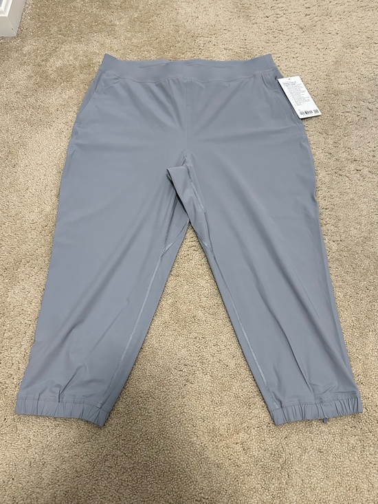 lululemon athletica Pants - Lululemon Adapted State High-Rise Jogger Crop Pant in Rhino Grey Size 14 NWT
